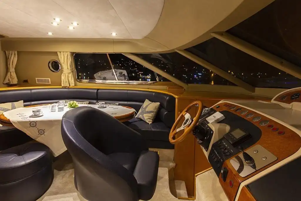 YACHT HURREM
